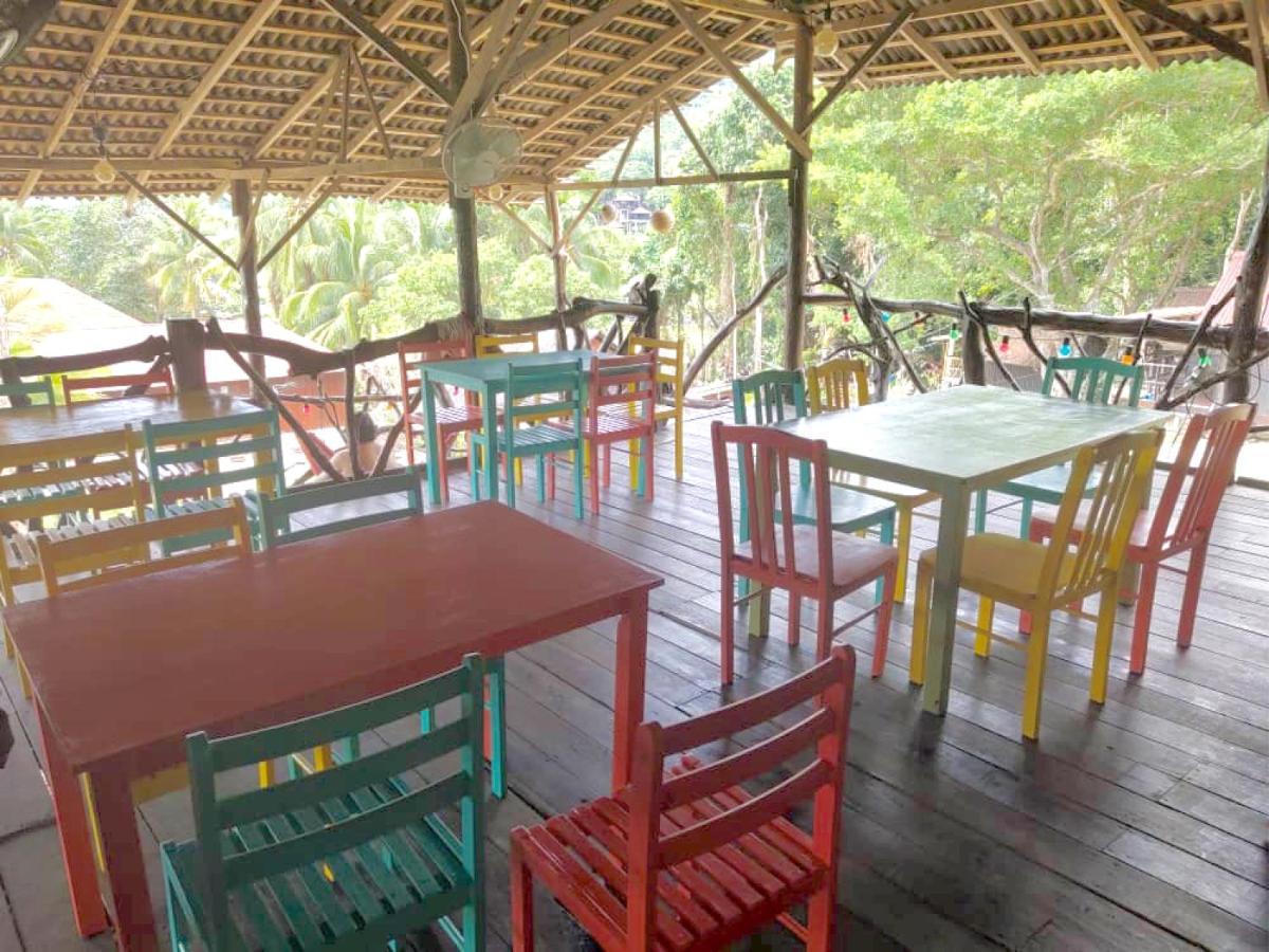 Harrera Perhentian, Long Beach Kampong Pasir Panjang  Luaran gambar