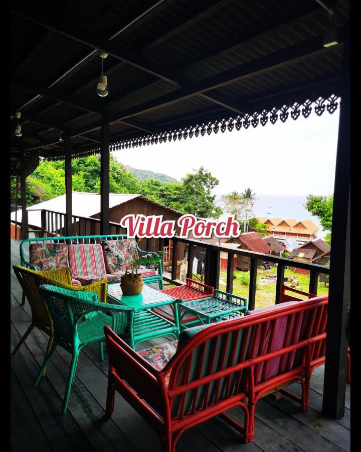 Harrera Perhentian, Long Beach Kampong Pasir Panjang  Luaran gambar
